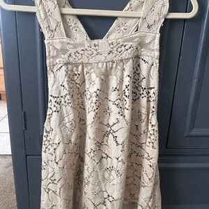 Elegant Lace Sleeveless shirt